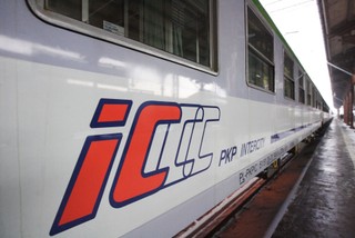 Od 9 czerwca PKP Intercity zmienia rozkład jazdy: 69 połączeń wakacyjnych, wycofanie połączeń
