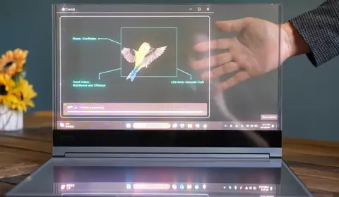 Laptop z przezroczystym ekranem przyłapany na wideo. Tak działa ThinkBook Transparent Display od Lenovo