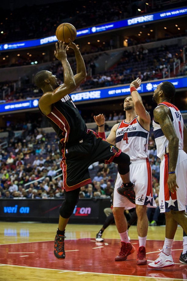 Liga NBA: Wizzards pokonali Heat. Marcin Gortat zdobył 15 punktów