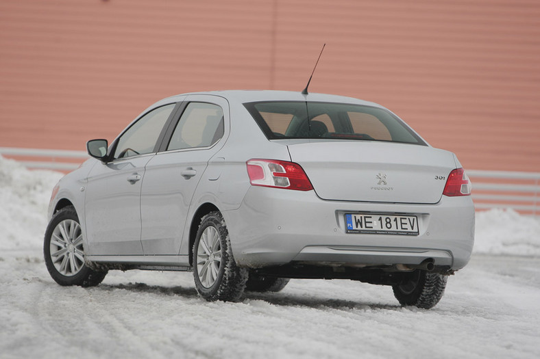 Peugeot 301 kontra Skoda Rapid: limuzyny małego formatu