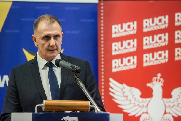 Hubert Czerniak podczas konwencji Konfederacji we Wrocławiu, 2019 r.