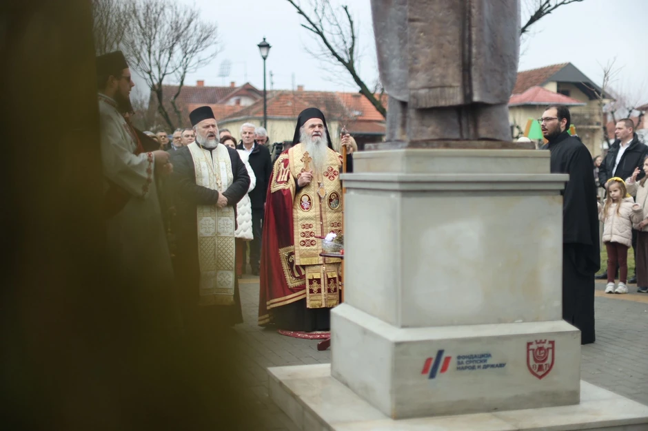 Otkriven spomenik Svetom Savi u Kruševcu
