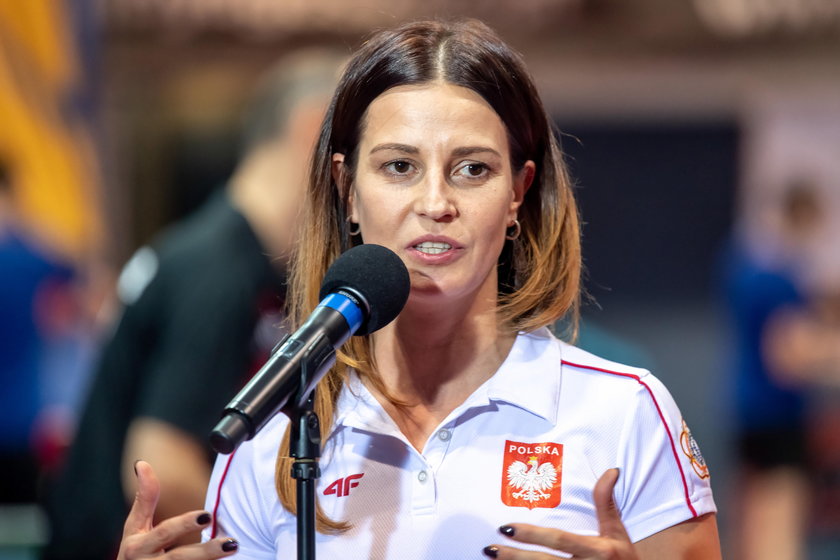 Minister sportu opowiedziała w rozmowie z Faktem, co czeka polski sport po "powrocie do normalności".