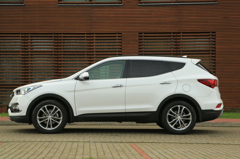 Hyundai Santa Fe 2.2 CRDi po liftingu - przybyło komfortu i 3 KM mocy