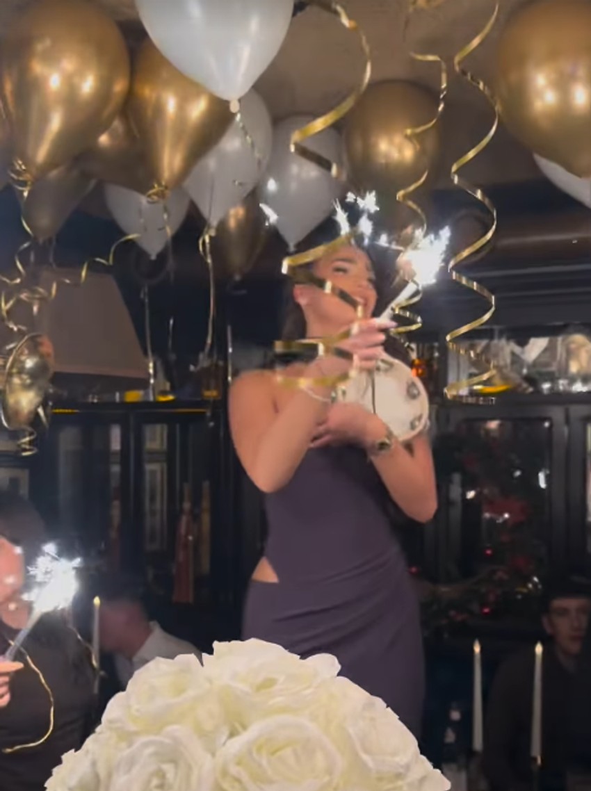 Dušica Jakovljević proslavila ćerki 18. rođendan