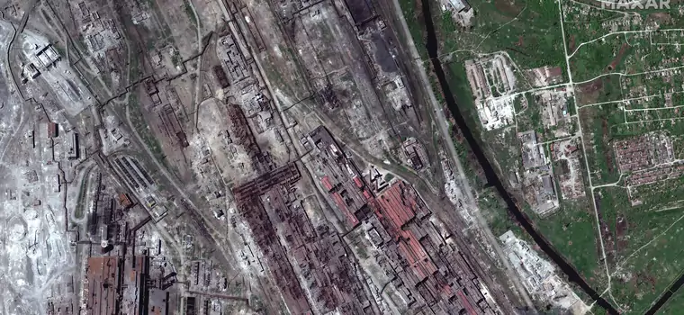 Nowe zdjęcia satelitarne od Maxar Technologies ukazują zniszczenia w kompleksie Azowstal