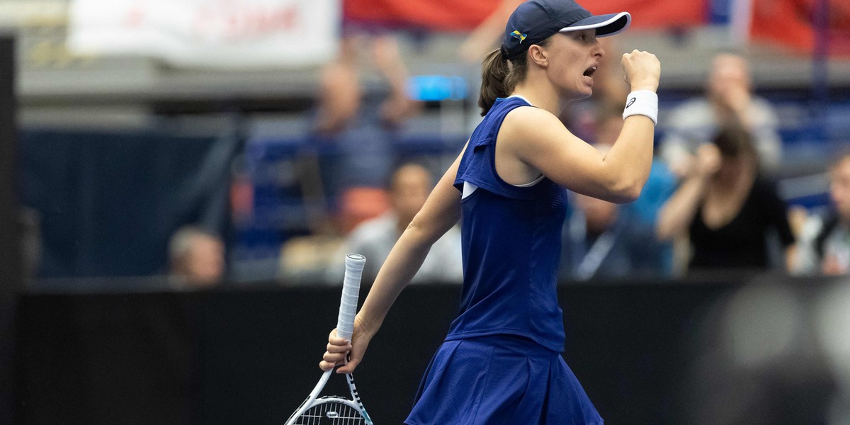 Iga Świątek ograła Darię Kasatkinę na starcie WTA Finals. 