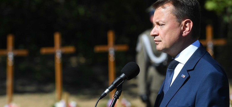 Błaszczak w Pomiechówku: To jest pierwszy pogrzeb ofiar tej haniebnej niemieckiej zbrodni