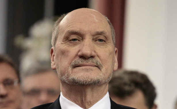 Gdańsk kontra Macierewicz. Bez asysty wojskowej i Apelu Pamięci z wątkiem smoleńskim