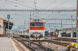 Katastrofa kolejowa na Słowacji. Ponad 100 rannych, są osoby zakleszczone