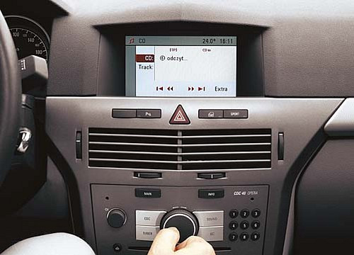Radio w samochodzie Warto dopłacić?