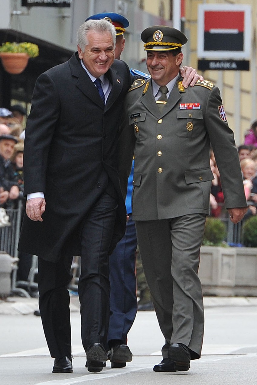 Gašić se loše slagao s predsednikom i načelnikom Generalštaba: Nikolić i Diković