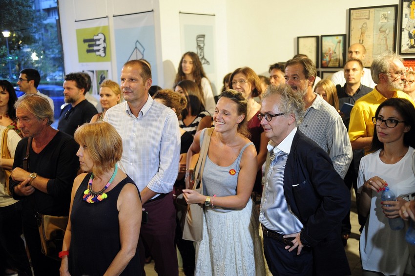 Među poštovaocima Stojanovićevog rada i ministar kulture Ivan Tasovac