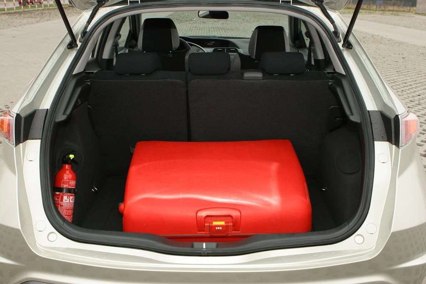 Honda Civic kontra Seat Leon i VW Golf: oto trzy sposoby na sukces