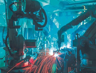 Roboty łatwiej dostępne i tańsze niż pracownicy