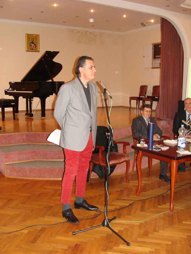 Nagrada se dodeljuje bijenalno