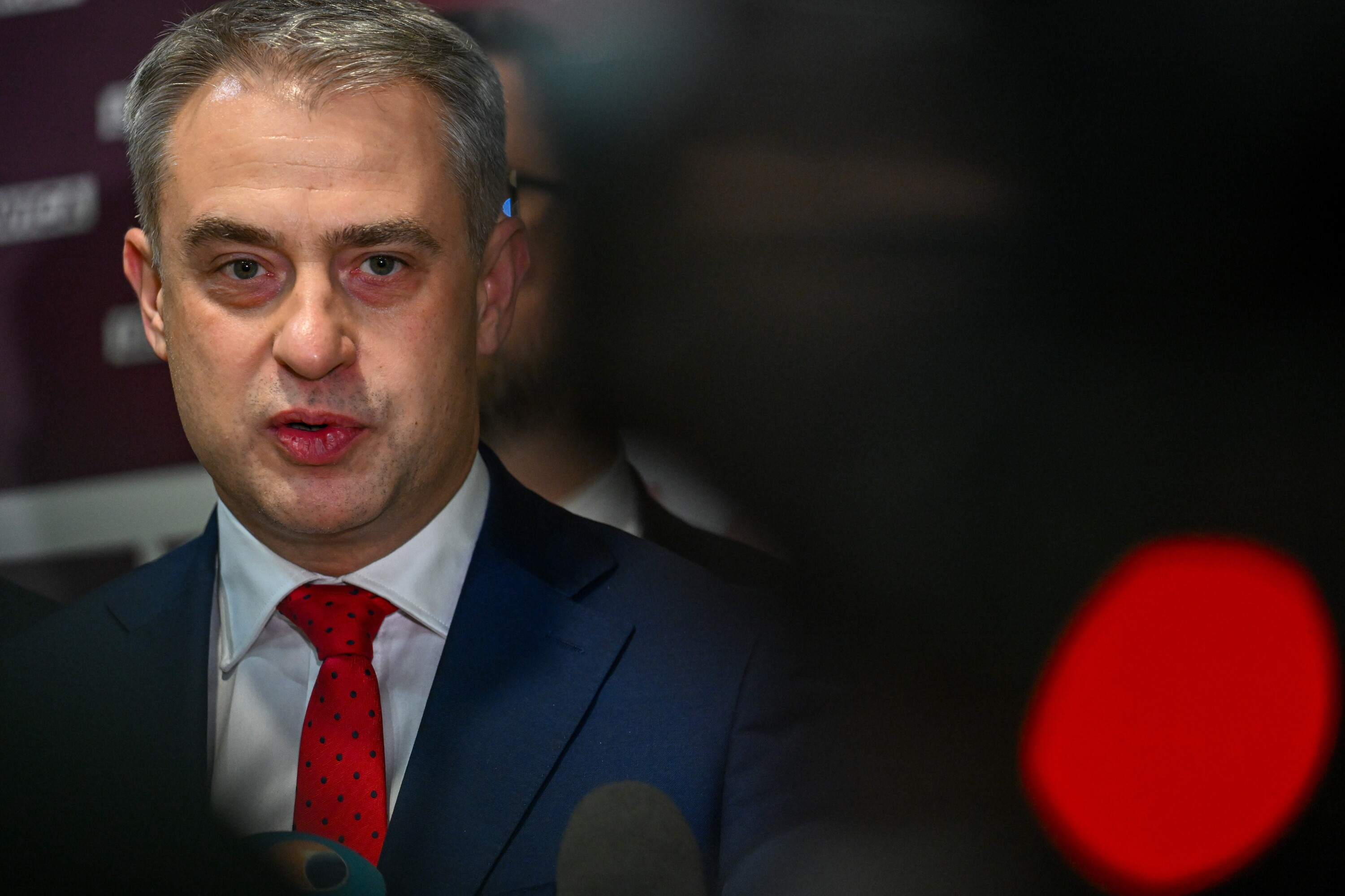 Gawkowski atakuje Nawrockiego: "Prezydent chaosu i wetomat"