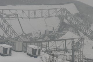 Rodziny ofiar z hali MTK domagają się takich samych odszkodowań, jak za katastrofę w Smoleńsku