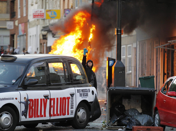 Policja: Incydenty w rejonie Birmingham