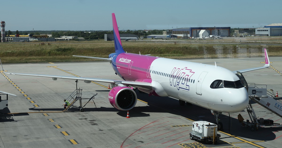 A Wizz Air utasai Madridban ragadtak már 20 órája, egy ideig még maradnak is