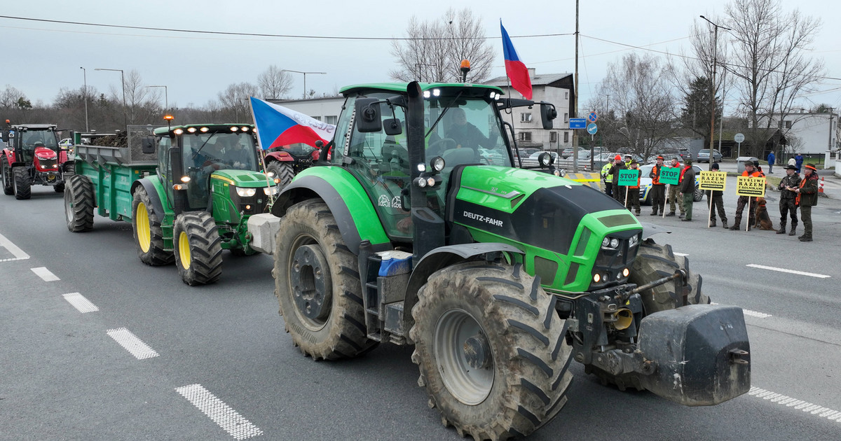 Protesty farmářů v ČR.  Demonstranti zablokovali přechody s Polskem