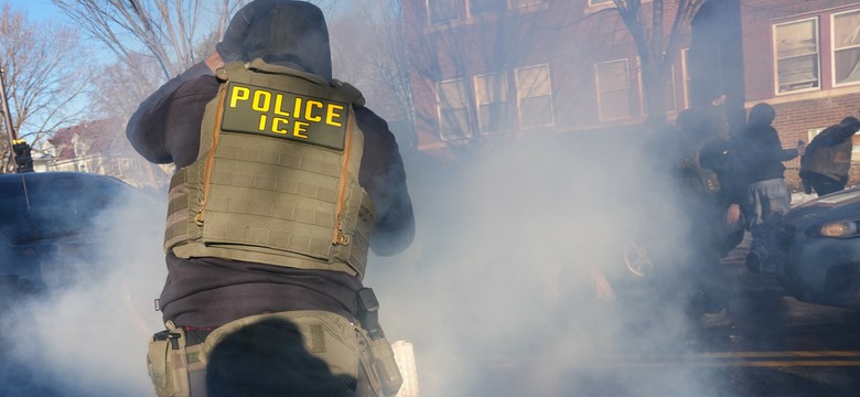 Eskalacja w Minneapolis. Agenci ICE użyli gazu łzawiącego