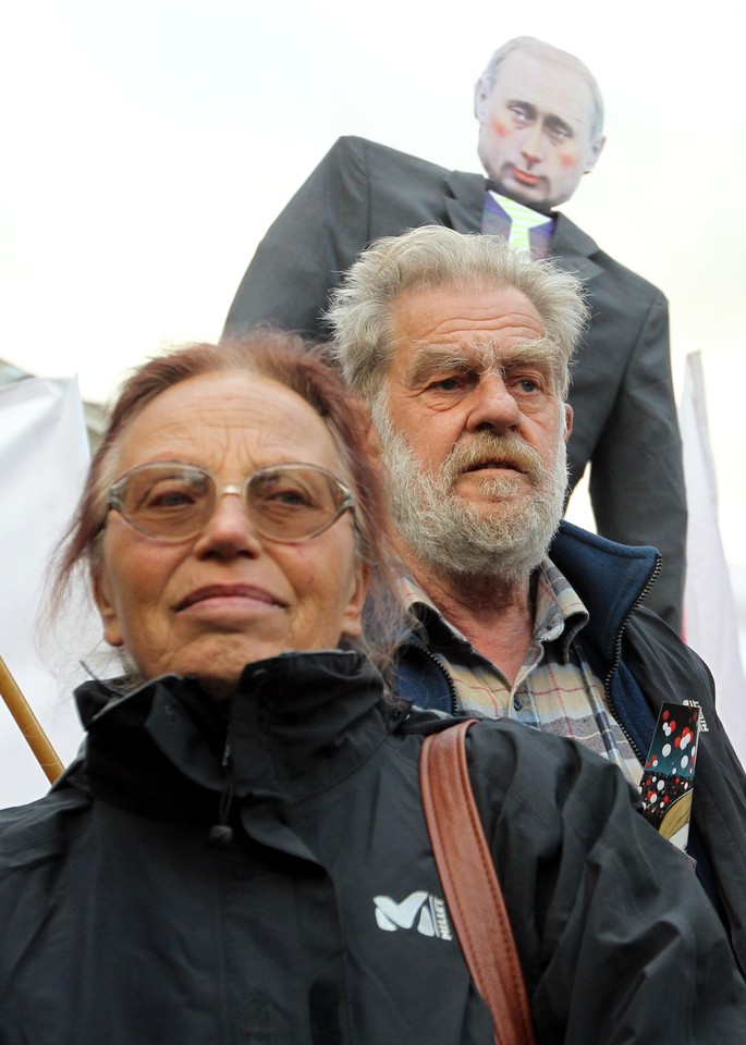 WARSZAWA DEMONSTRACJA PRZED AMBASADĄ ROSYJSKĄ