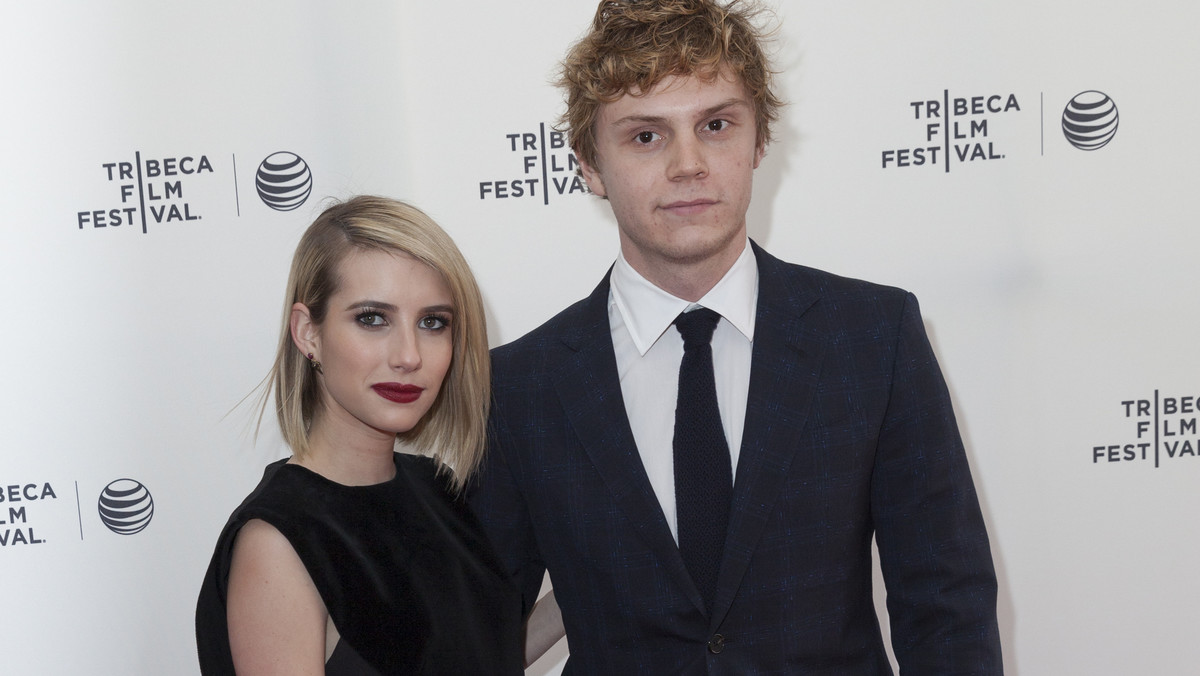 Evan Peters i Emma Roberts byli w burzliwym związku