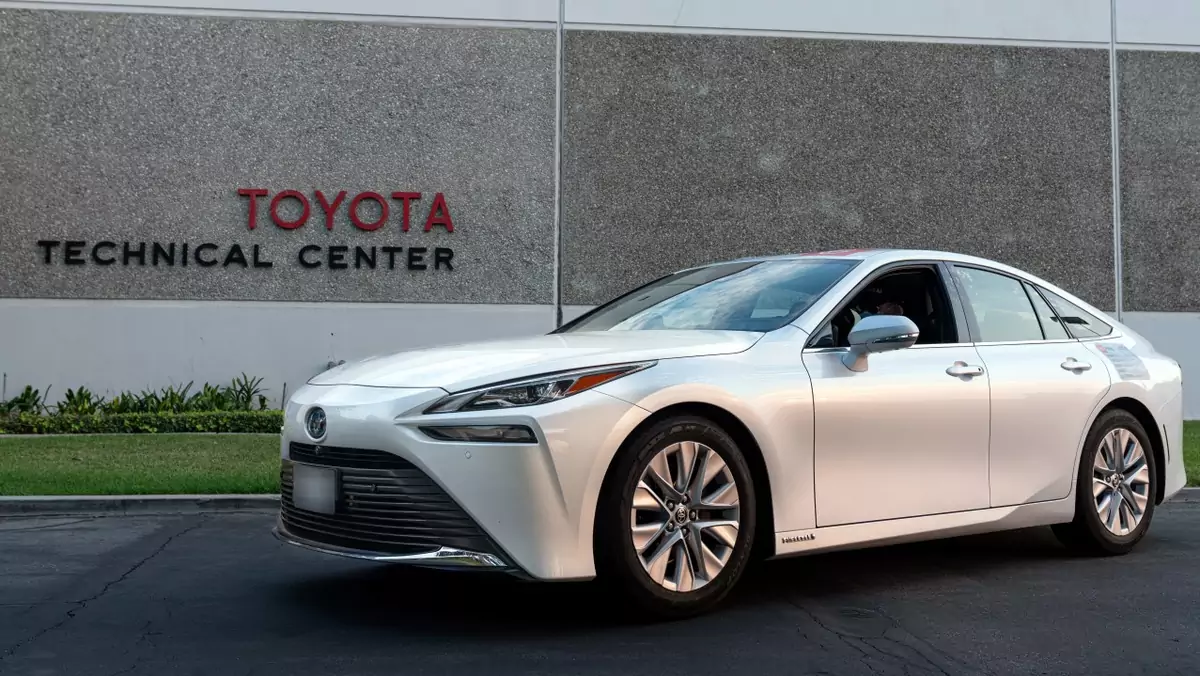 Toyota Mirai z nowym rekordem Guinnessa