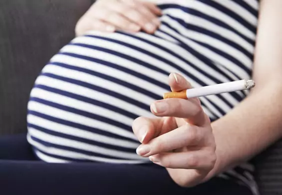 Była w ciąży i paliła 15 papierosów dziennie. Nie miała pojęcia, że szkodzi dziecku
