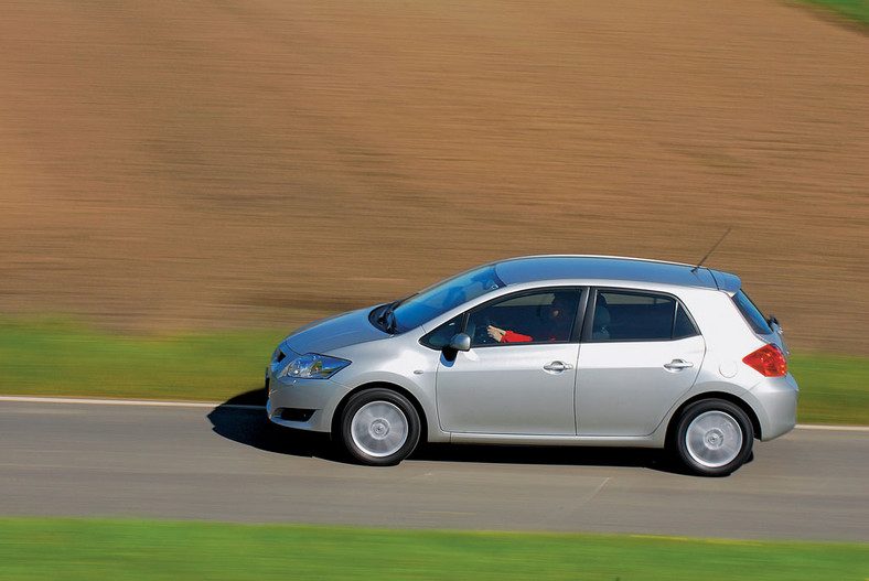 Test długodystansowy Toyoty Auris 1.6 Nie wszystko złoto...