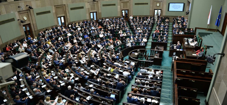 PiS o aferze podsłuchowej: Będzie skandal i rządowe przesilenie