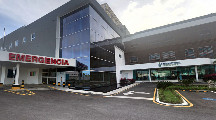 Ebben a dominikai kórházban történt az eset / Fotó: Google Maps