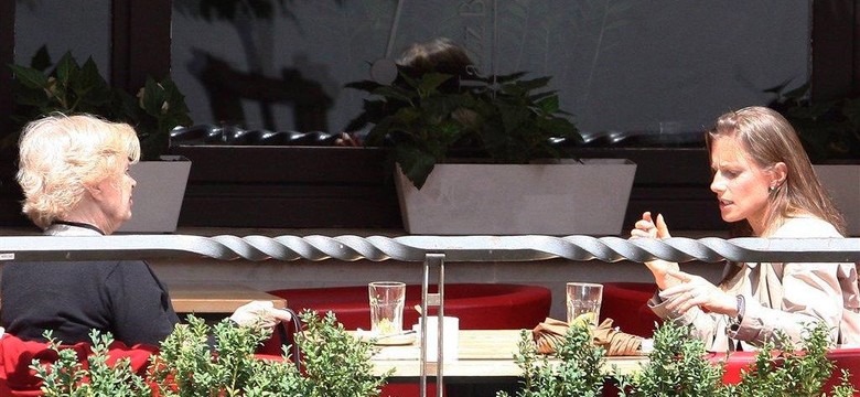 Słynna jurorka z córką na kawie. Są podobne?