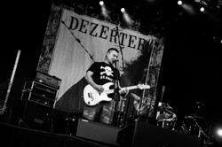 Nowa wiadomość od Dezertera: "Kłamstwo to nowa prawda"