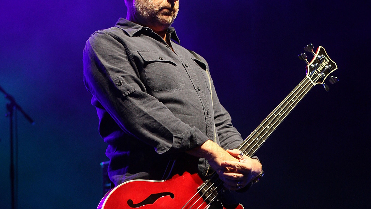 Peter Hook wraca do naszego kraju. Legendarny basista Joy Division wraz z zespołem The Light wystąpi 26 marca w krakowskim Kwadracie oraz 27 marca w warszawskim klubie Palladium.