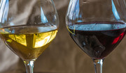 Białe czy czerwone – które wino jest lepsze dla zdrowia?