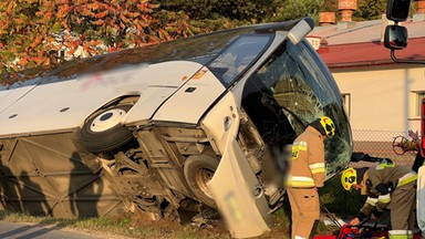 Wypadek autokaru na Podkarpaciu. Są poszkodowani 