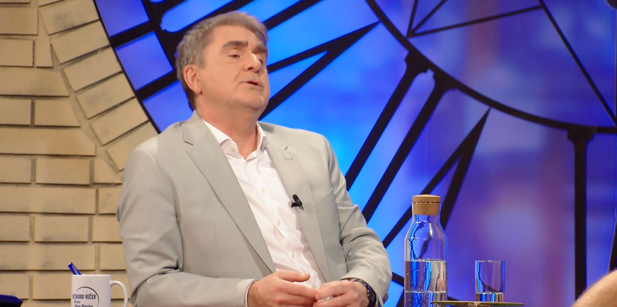 Talkšou Petra Marcina Neskoro večer.