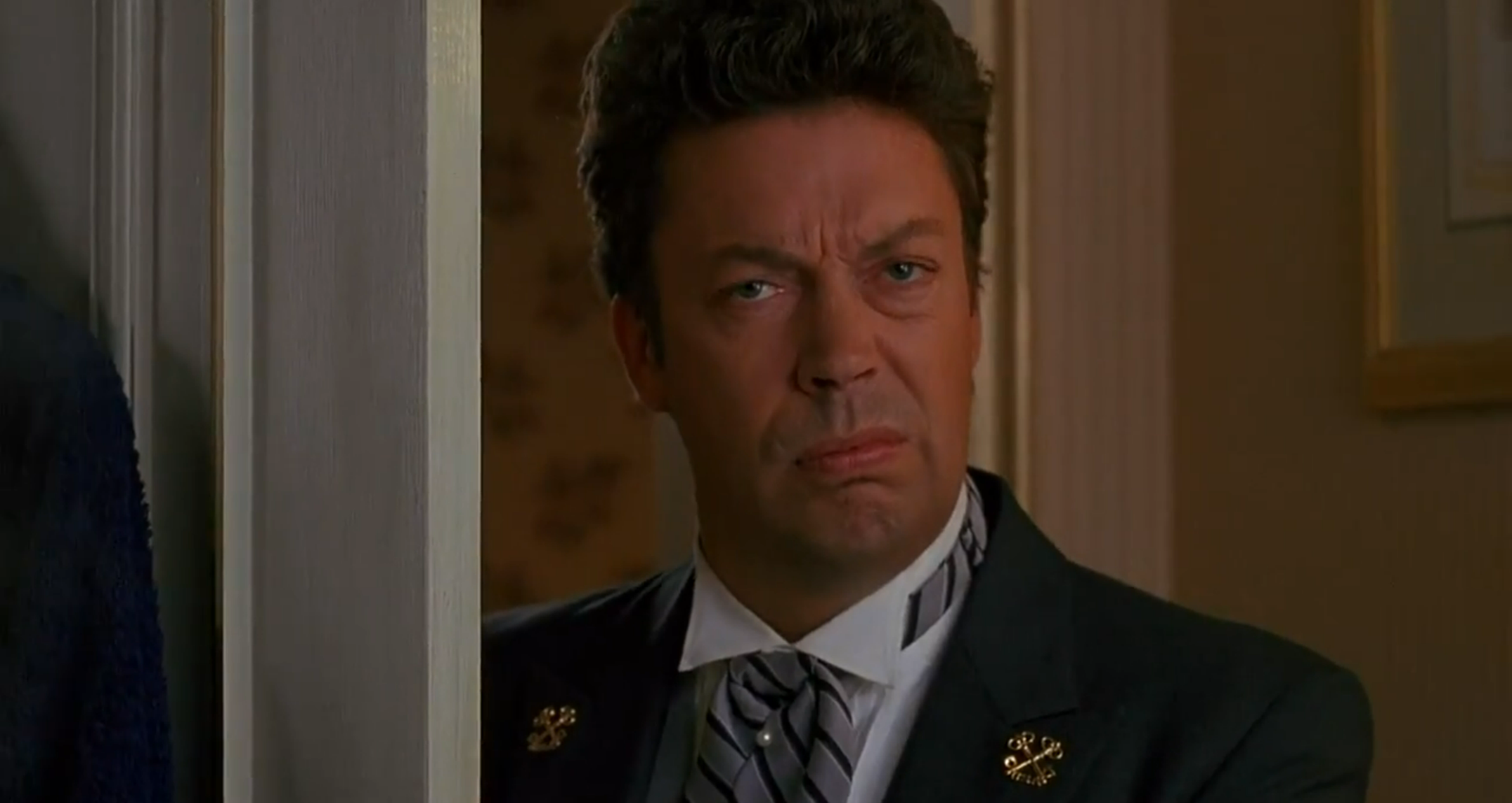 Herec Tim Curry vo filme Sám doma 2: Stratený v New Yorku.
