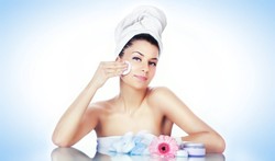 Oczyszczanie to podstawa, czyli jak obchodzić się ze skórą wrażliwą