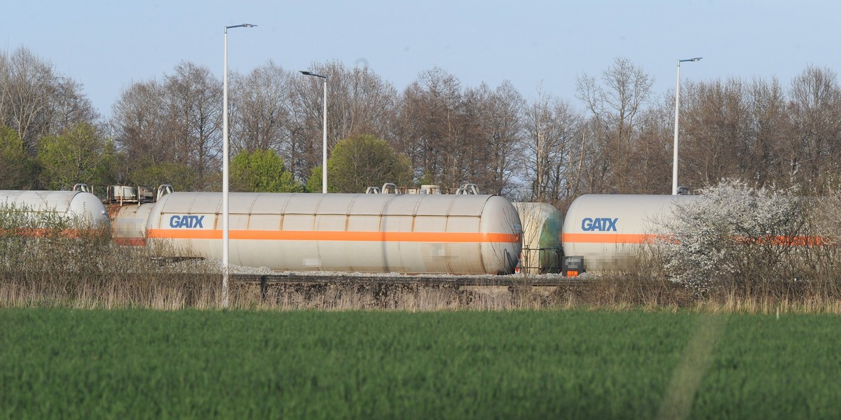 Czy polski rząd przejmie wagony z rosyjskim gazem LPG, które utknęły na torach?