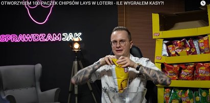 Otworzył 100 paczek chipsów Lay's z loterią. Pokazał, ile złotych wygrał!