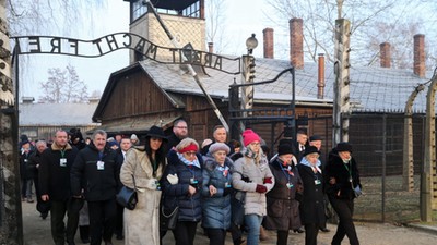 Obchody w Auschwitz