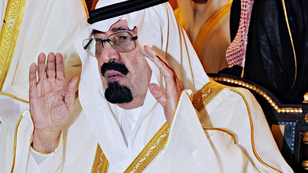 Król Arabii Saudyjskiej Abd Allah powiedział, że kobiety będą mogły wejść w skład doradzającej mu Rady Konsultacyjnej i wezmą udział w najbliższych wyborach municypalnych, co jest ukłonem w stronę zwolenników politycznej liberalizacji królestwa.