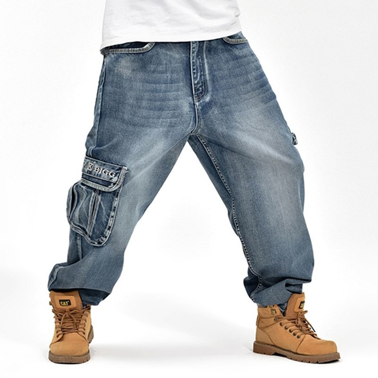 Baggy jeans (Courtesy)