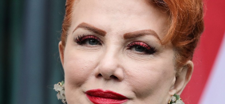 Atak nożownika na księdza. Mosbacher zabrała głos