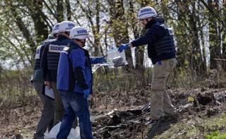 Ukraina. OBWE: W Ługańsku widać uzbrojonych ludzi, ale jest spokojnie