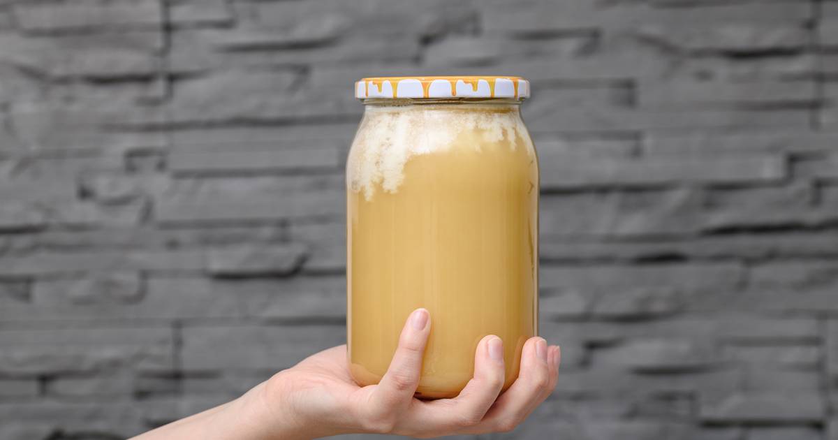 Wykwity na miodzie. Czy możemy zjeść taki produkt bez obaw?