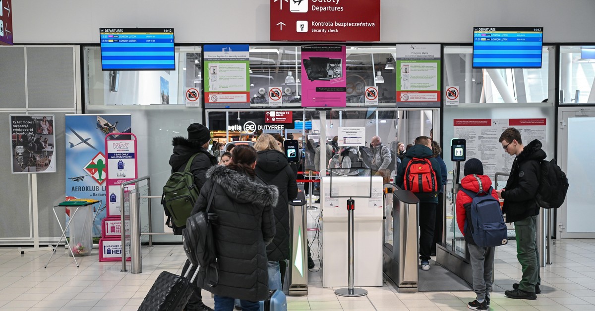 Nocny atak na Kijów. Polska zamknęła ruch lotniczy na dwóch lotniskach